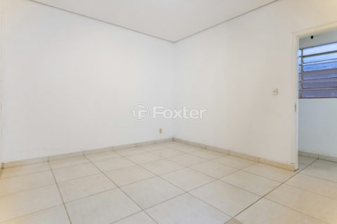 Image 7 - 1030546
