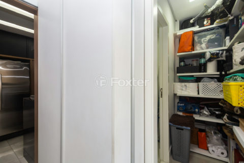 Image 44 - 1030549