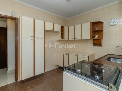 Image 7 - 1030552
