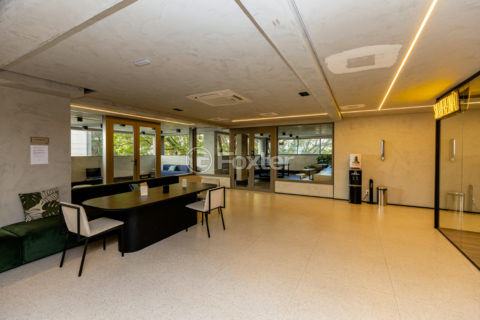 Image 39 - 1030558
