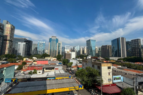 Image 11 - 1030561