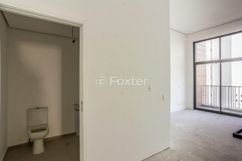Image 3 - 1030564