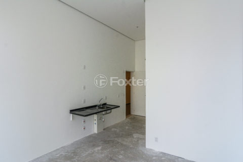 Image 4 - 1030564