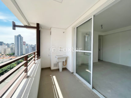Image 8 - 1030569
