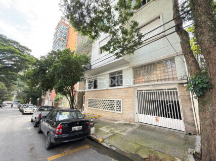 Image 85 - 1030570