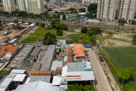 Image 14 - 1030571