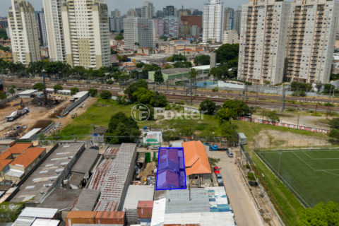 Image 15 - 1030571