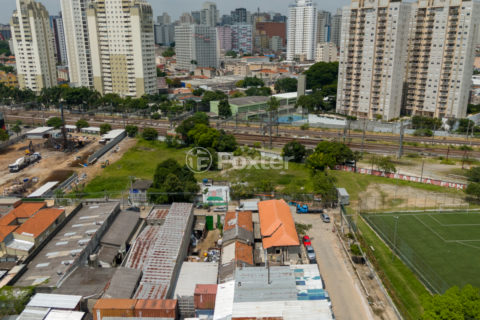 Image 16 - 1030571