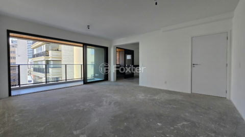 Image 31 - 1030573
