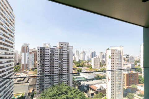Image 4 - 1030575
