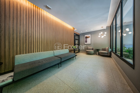 Image 40 - 1030577
