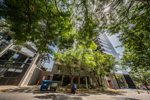Image 35 - 1030577