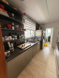 Image 23 - 1030583