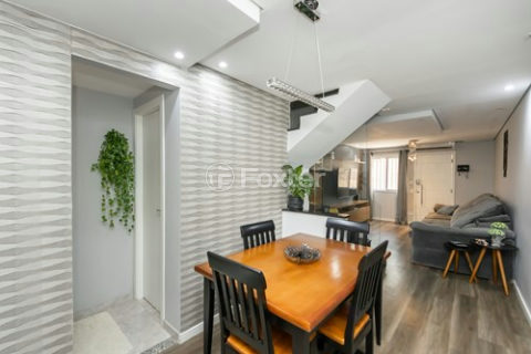 Image 10 - 1030593