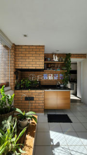 Image 39 - 1030600