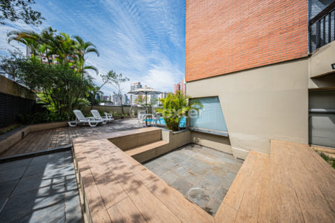 Image 37 - 1030609