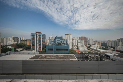 Image 9 - 1030609