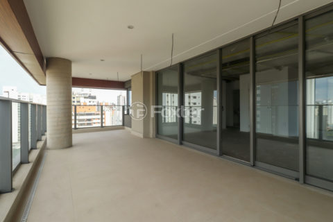 Image 31 - 1030610