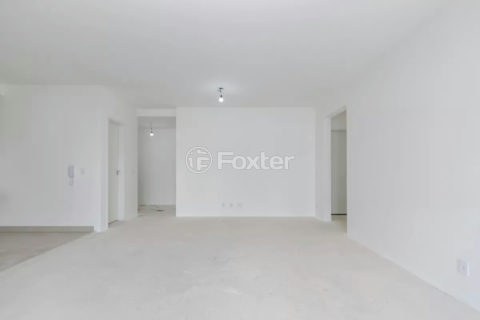 Image 4 - 1030613