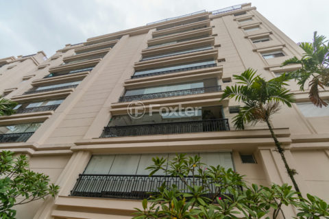 Image 40 - 1030617
