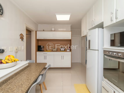 Image 36 - 1030621