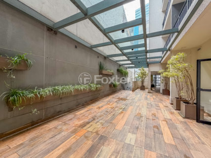 Image 7 - 1030623