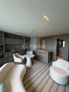 Image 4 - 1030630