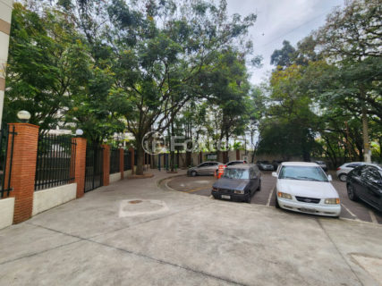 Image 37 - 1030641