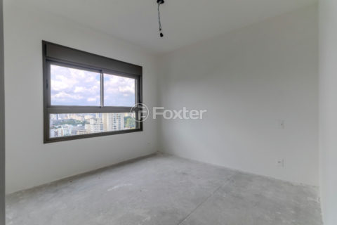 Image 19 - 1030644