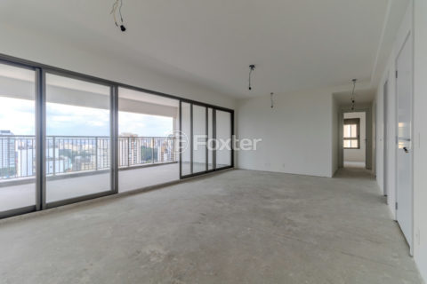 Image 7 - 1030644