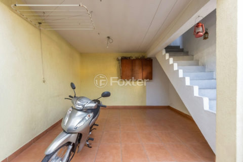 Image 32 - 1030646