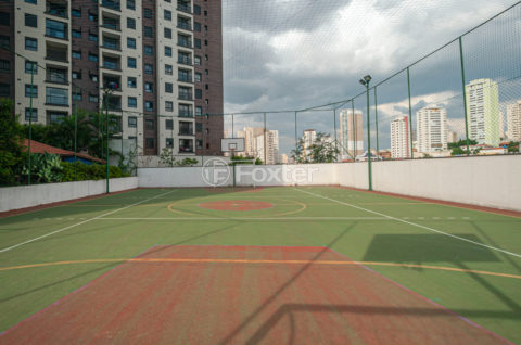 Image 40 - 1030656