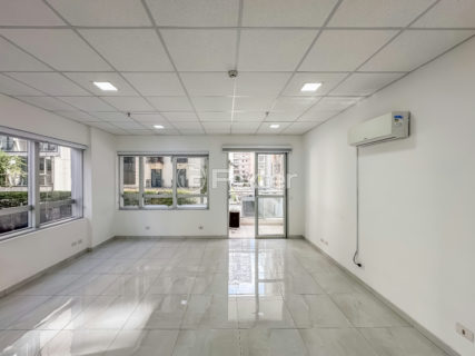 Image 3 - 1030664
