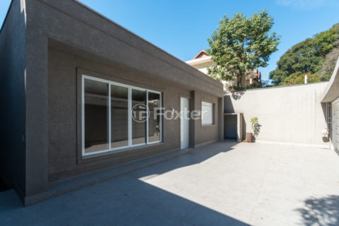 Image 4 - 1030669