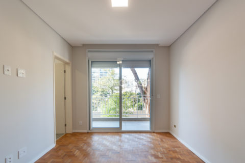 Image 32 - 1030669