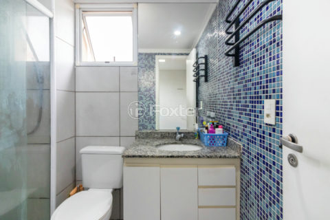 Image 21 - 1030670