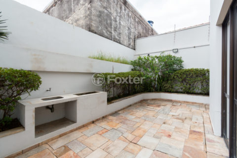 Image 34 - 1030675
