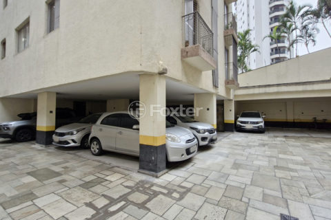 Image 44 - 1030676