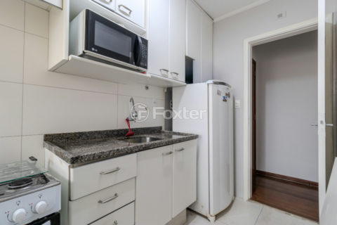 Image 7 - 1030678