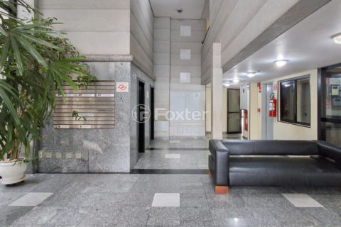 Image 23 - 1030679