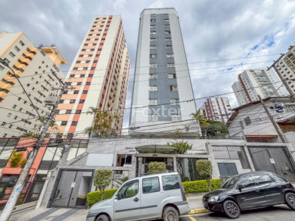 Image 33 - 1030687