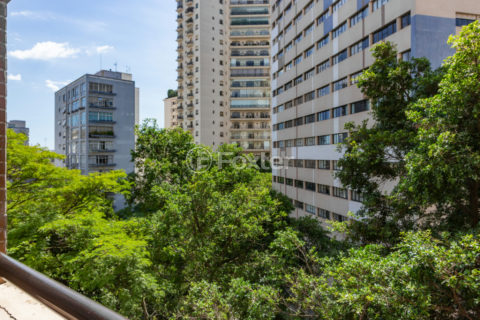Image 31 - 1030690