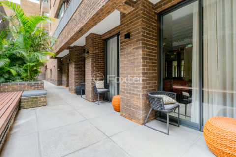 Image 33 - 1030693