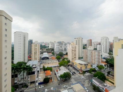 Image 13 - 1030693