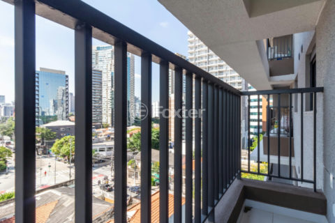 Image 6 - 1030694