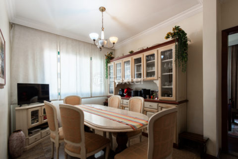 Image 31 - 1030699