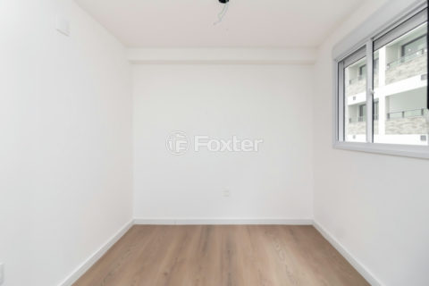 Image 7 - 1030701