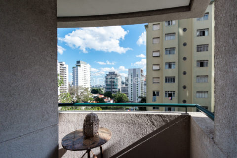 Image 7 - 1030709