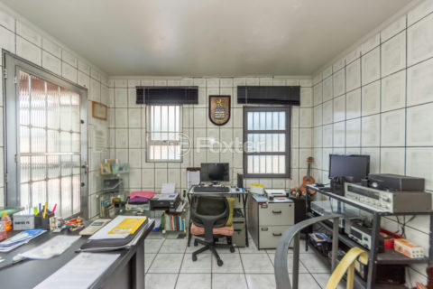 Image 22 - 1030716