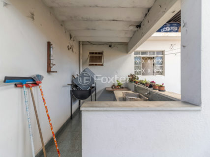 Image 38 - 1030728